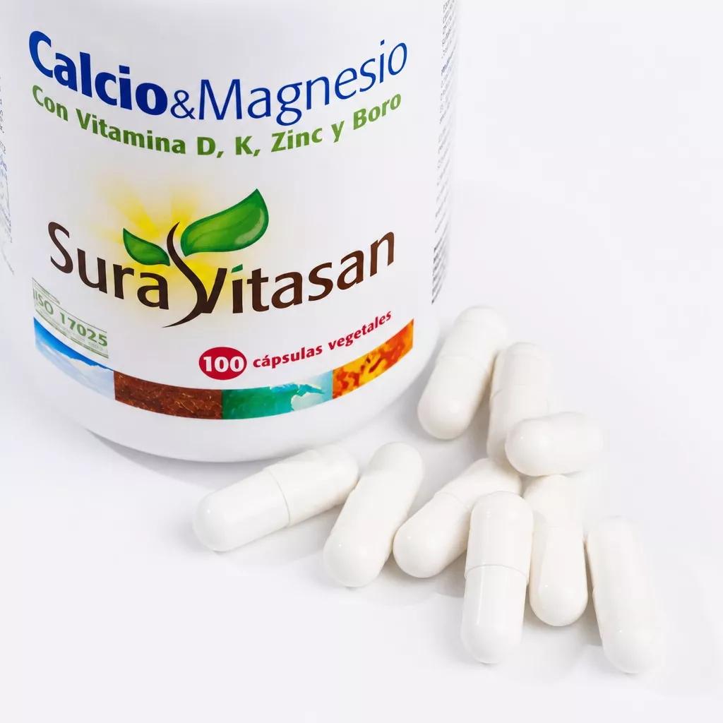 Envase de calcio, magnesio vitamina D, zinc y boro Sura Vitasan