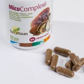 Envase de Mico Complex 6 seis hongos medicinales Sura Vitasan