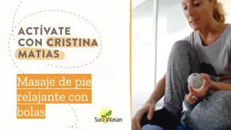 Masaje de pie relajante con bolas